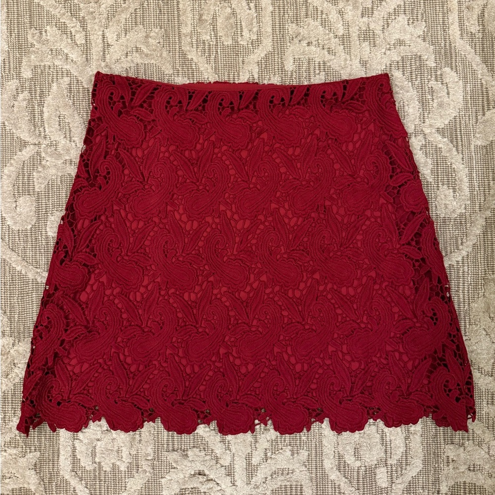 Express Maroon Wine Burgundy Red Lace Paisley Pattern Skirt Size 4
